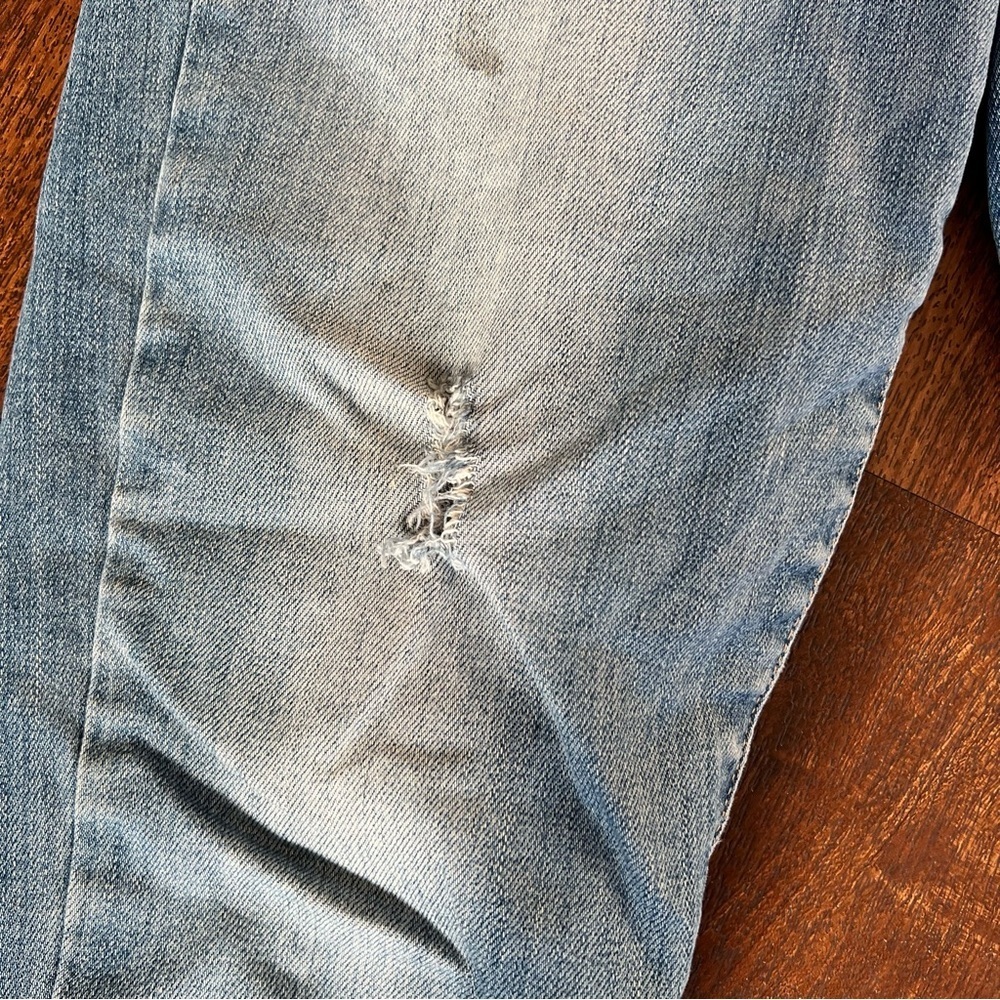 PAIGE HOXTON Crop RIPPED JEANS - Picture 4 of 12